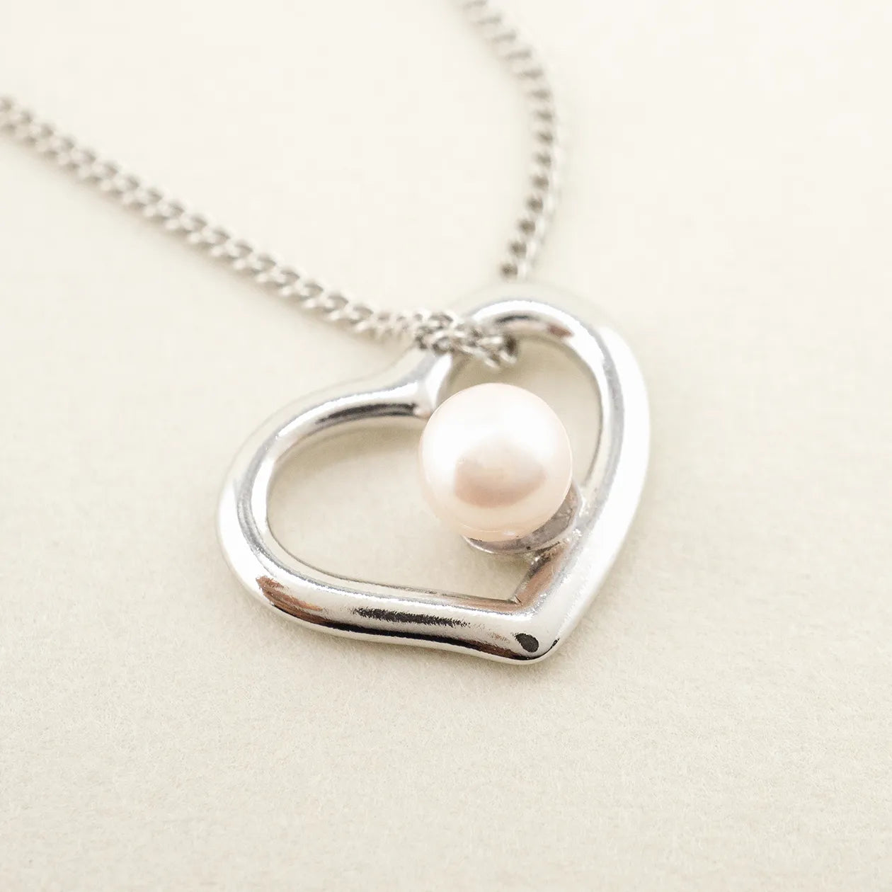 Freshwater pearl pendant 日本淡水珍珠托頸錬