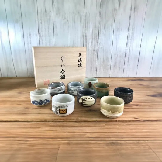 L231201 日本製 美濃燒一套九隻不同款式清酒杯 ; Minoyaki Sake Cup Gift Box in 9 designs