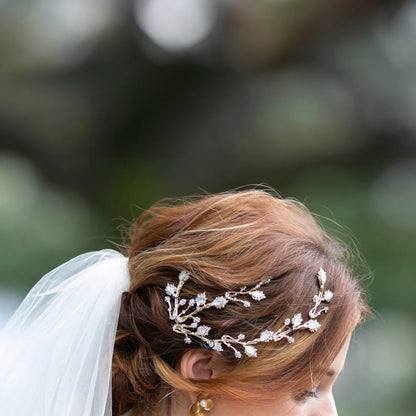 L240311  (預訂) 花枝招展蛋白石頭飾 (2 件套裝) ; White crystal & leaves hair pieces (set of 2)